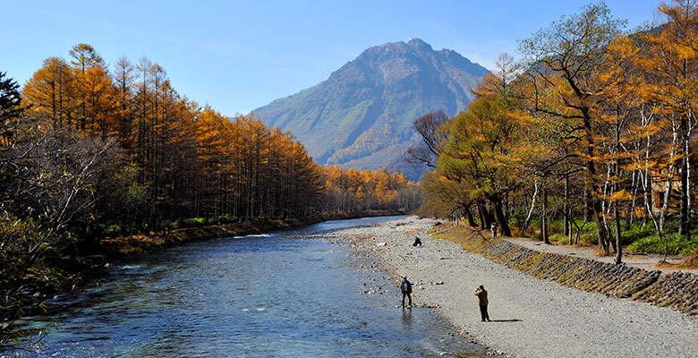 上高地　焼岳