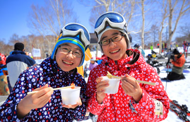 野沢温泉村　春山まつり