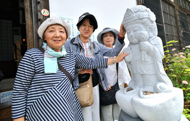 飯山市戸狩温泉　あじさい寺、ぽっくり観音