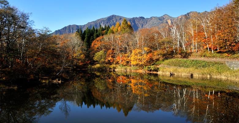 秋山郷、天池