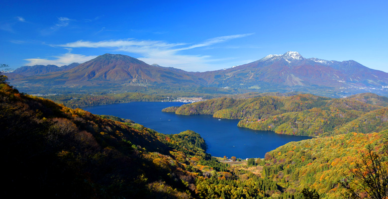 信濃町野尻湖の紅葉