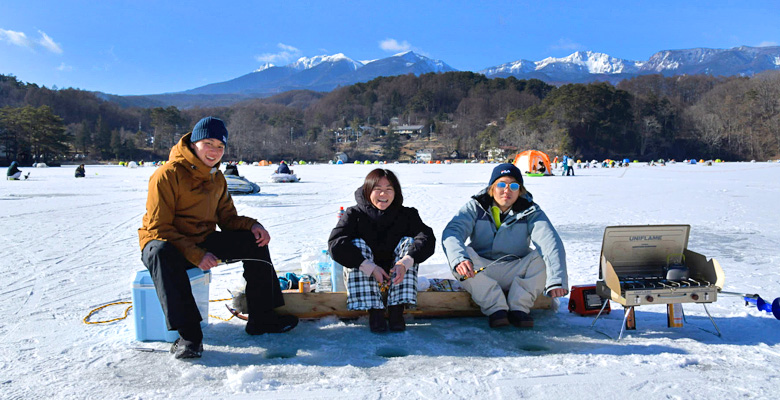 松原湖,氷上のワカサギ釣り