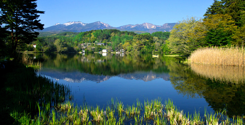 松原湖と八ヶ岳